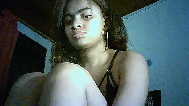 Snapshot of Bellabeltrann chatting on January 23, 2025, 7:43 am Bellabeltrann online show from January 23, 2025, 7:43 am