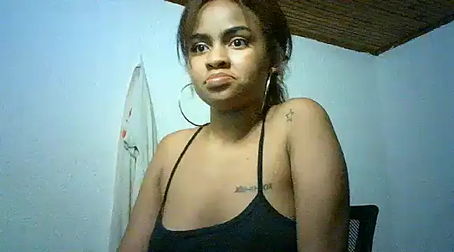 Snapshot of Bellabeltrann chatting on January 28, 2025, 9:19 am Bellabeltrann online show from January 28, 2025, 9:19 am