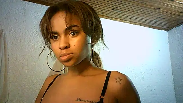 Snapshot of Bellabeltrann chatting on February 4, 2025, 8:56 am Bellabeltrann online show from February 4, 2025, 8:56 am