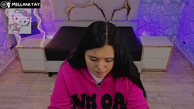 Mellani tay online show from November 16, 2025, 3:34 am