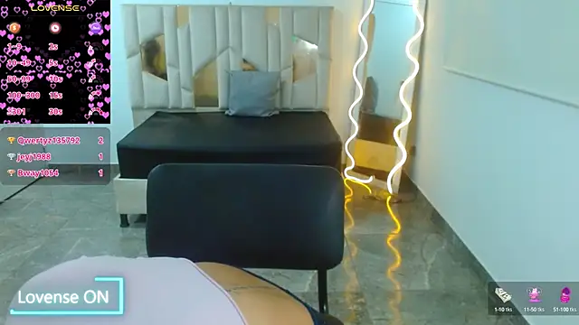 martinna tay online show from February 10, 2025, 5:58 am