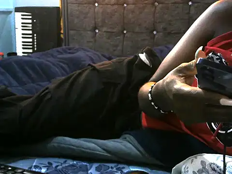 pointy bloom online show from September 10, 2025, 1:11 pm