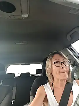 Timide girl2 online show from December 16, 2024, 1:00 pm