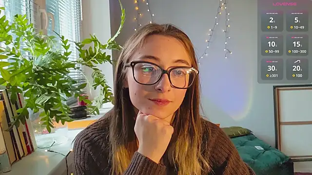 Snapshot of monlight__dana chatting on December 24, 2024, 12:00 pm monlight dana online show from December 24, 2024, 12:00 pm