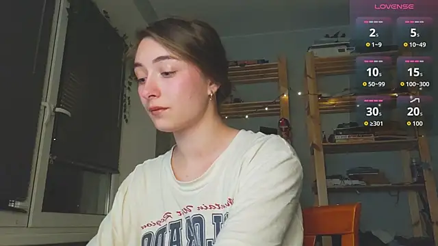 Snapshot of monlight__dana chatting on November 23, 2025, 3:45 pm monlight dana online show from November 23, 2025, 3:45 pm