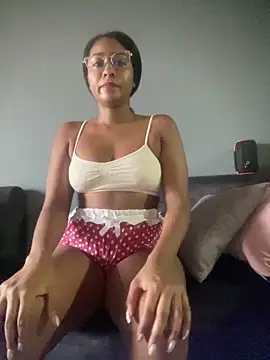 Berry Bans online show from October 17, 2025, 11:35 am