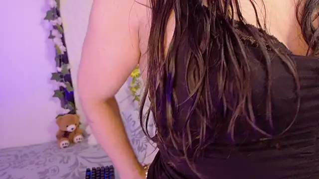 Snapshot of cattaleya1476 chatting on November 12, 2025, 4:40 pm cattaleya1476 online show from November 12, 2025, 4:40 pm