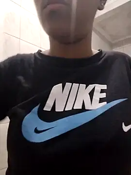 Snapshot of -_Anny_- chatting on October 24, 2025, 10:39 pm - Anny - online show from October 24, 2025, 10:39 pm