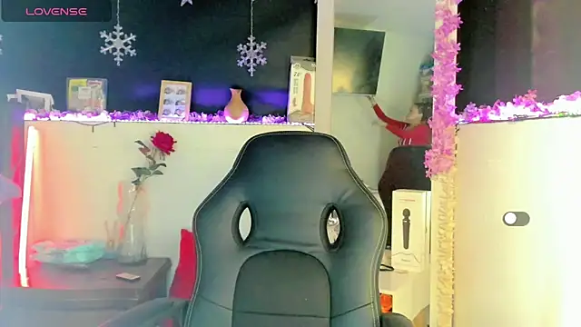 mariana scott   online show from January 30, 2025, 1:33 am