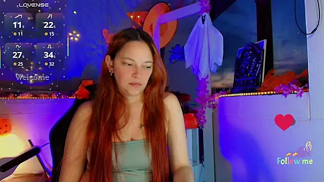 mariana scott   online show from October 28, 2025, 10:56 pm