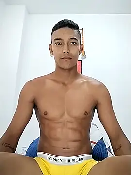 Snapshot of Demiansteven2 chatting on February 16, 2025, 2:10 pm Demiansteven2 online show from February 16, 2025, 2:10 pm