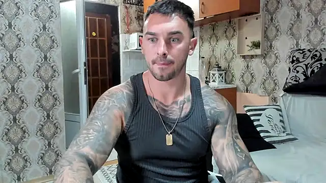Snapshot of Jonmusclemaster chatting on September 23, 2025, 7:50 pm Jonmusclemaster online show from September 23, 2025, 7:50 pm