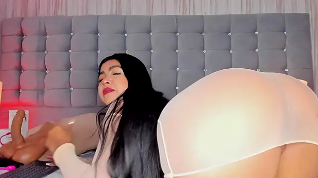 Poacahontasfg online show from February 7, 2025, 3:55 am