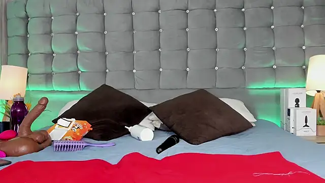 Poacahontasfg online show from October 4, 2025, 4:10 am