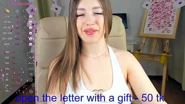 Snapshot of Diana_twerk chatting on February 9, 2025, 8:44 am Diana twerk online show from February 9, 2025, 8:44 am
