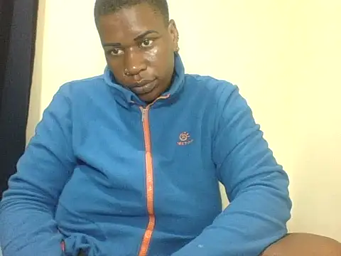 Snapshot of SexyTirries13 chatting on October 5, 2025, 6:34 am SexyTirries13 online show from October 5, 2025, 6:34 am