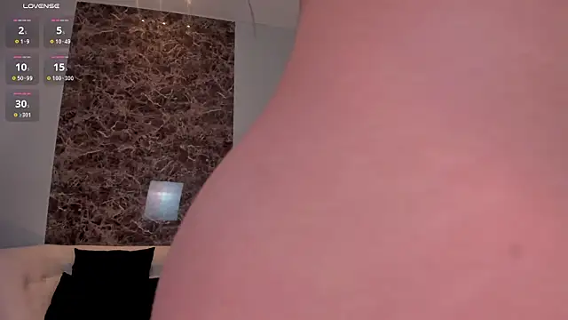 CarolineGraceX online show from January 11, 2025, 4:36 pm