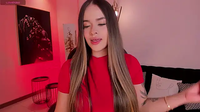 DonnaStonne online show from January 4, 2025, 8:05 pm