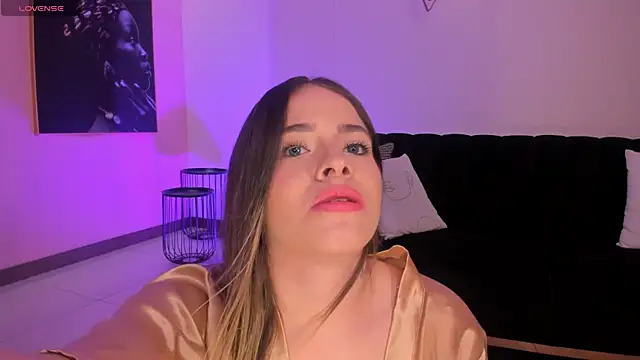 DonnaStonne online show from March 11, 2025, 9:59 pm