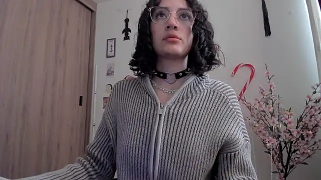 Snapshot of Tanya_WorldBondage chatting on December 22, 2024, 8:36 pm Tanya WorldBondage online show from December 22, 2024, 8:36 pm