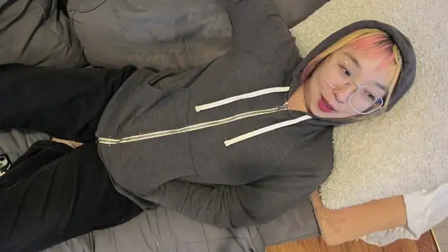 luxgray online show from December 10, 2024, 12:17 am