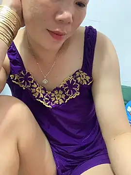 Snapshot of Baby-bigtits chatting on September 15, 2025, 12:16 pm Baby-bigtits online show from September 15, 2025, 12:16 pm