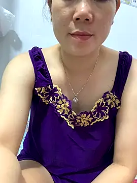 Snapshot of Baby-bigtits chatting on September 19, 2025, 2:29 pm Baby-bigtits online show from September 19, 2025, 2:29 pm