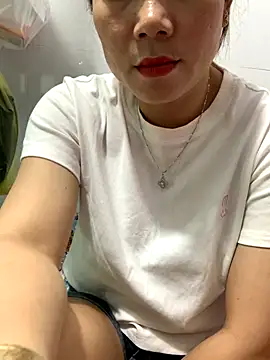 Snapshot of Baby-bigtits chatting on September 22, 2025, 2:02 am Baby-bigtits online show from September 22, 2025, 2:02 am