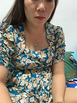 Snapshot of Baby-bigtits chatting on September 26, 2025, 1:59 pm Baby-bigtits online show from September 26, 2025, 1:59 pm