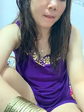 Snapshot of Baby-bigtits chatting on October 22, 2025, 1:11 pm Baby-bigtits online show from October 22, 2025, 1:11 pm