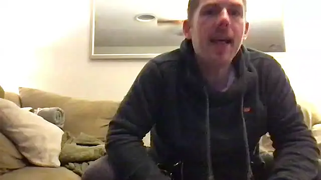 Snapshot of Rock_Pierce chatting on January 12, 2025, 1:42 am Rock Pierce online show from January 12, 2025, 1:42 am