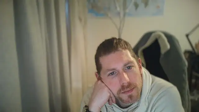 Snapshot of Rock_Pierce chatting on January 28, 2025, 5:03 pm Rock Pierce online show from January 28, 2025, 5:03 pm