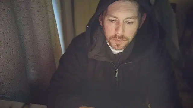 Snapshot of Rock_Pierce chatting on January 29, 2025, 1:38 pm Rock Pierce online show from January 29, 2025, 1:38 pm