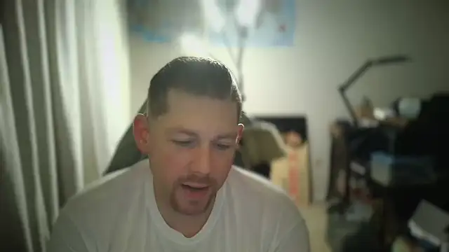 Snapshot of Rock_Pierce chatting on January 31, 2025, 9:26 pm Rock Pierce online show from January 31, 2025, 9:26 pm