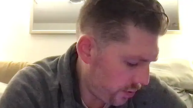 Snapshot of Rock_Pierce chatting on February 8, 2025, 1:01 pm Rock Pierce online show from February 8, 2025, 1:01 pm