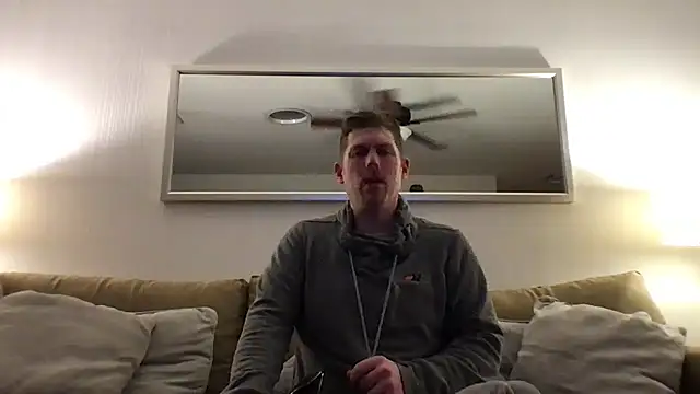 Snapshot of Rock_Pierce chatting on February 13, 2025, 10:55 am Rock Pierce online show from February 13, 2025, 10:55 am