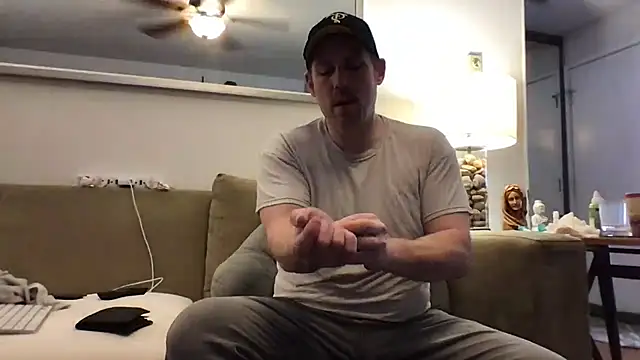 Snapshot of Rock_Pierce chatting on March 21, 2025, 9:45 pm Rock Pierce online show from March 21, 2025, 9:45 pm