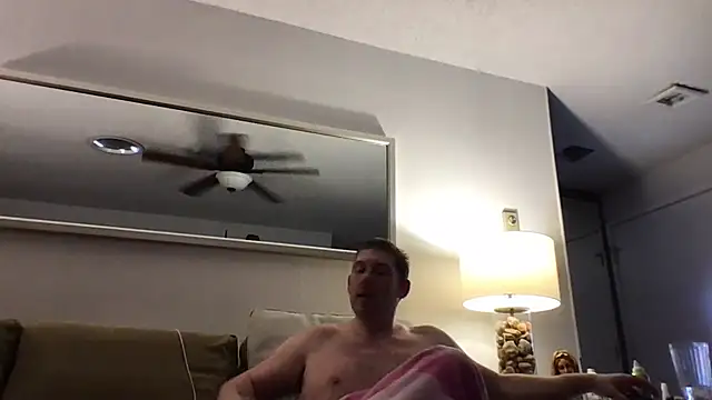 Snapshot of Rock_Pierce chatting on March 22, 2025, 7:20 pm Rock Pierce online show from March 22, 2025, 7:20 pm