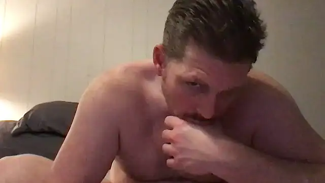 Snapshot of Rock_Pierce chatting on September 21, 2025, 8:21 pm Rock Pierce online show from September 21, 2025, 8:21 pm