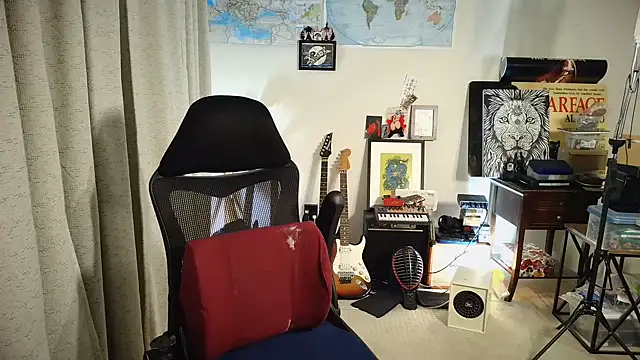 Snapshot of Rock_Pierce chatting on October 5, 2025, 4:11 am Rock Pierce online show from October 5, 2025, 4:11 am