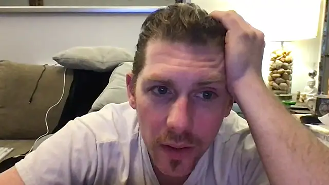 Snapshot of Rock_Pierce chatting on October 6, 2025, 10:18 pm Rock Pierce online show from October 6, 2025, 10:18 pm