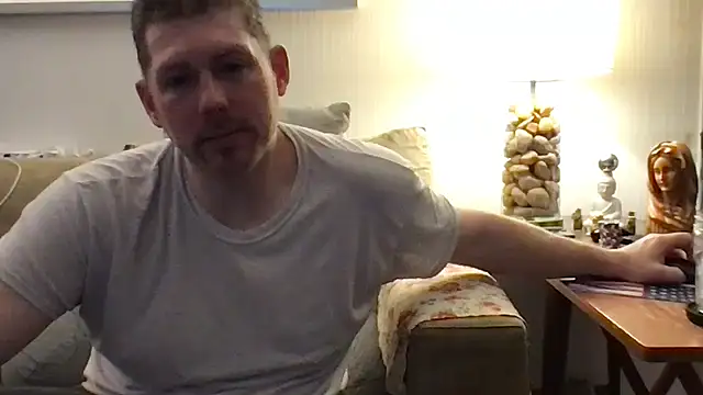 Snapshot of Rock_Pierce chatting on October 30, 2025, 7:03 pm Rock Pierce online show from October 30, 2025, 7:03 pm