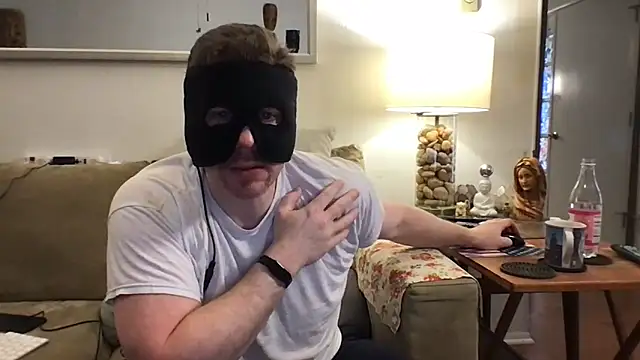 Snapshot of Rock_Pierce chatting on November 6, 2025, 7:48 pm Rock Pierce online show from November 6, 2025, 7:48 pm