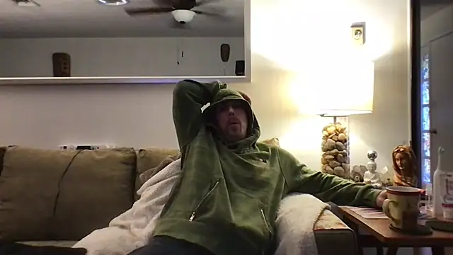 Snapshot of Rock_Pierce chatting on November 11, 2025, 4:29 pm Rock Pierce online show from November 11, 2025, 4:29 pm