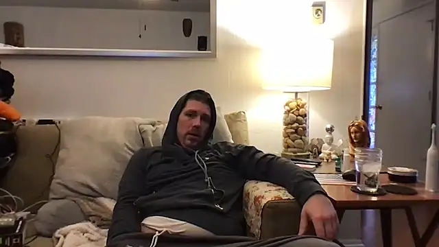 Snapshot of Rock_Pierce chatting on November 16, 2025, 5:18 pm Rock Pierce online show from November 16, 2025, 5:18 pm