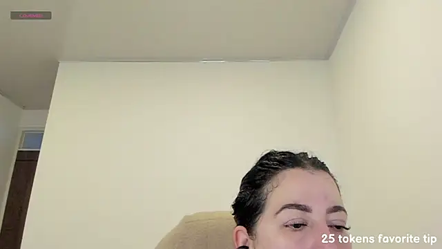 Snapshot of Im_coco chatting on January 24, 2025, 2:41 pm Im coco online show from January 24, 2025, 2:41 pm