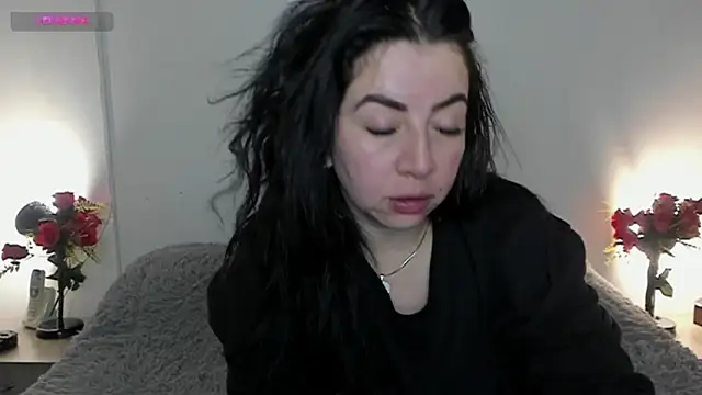 Snapshot of Im_coco chatting on February 1, 2025, 3:19 am Im coco online show from February 1, 2025, 3:19 am