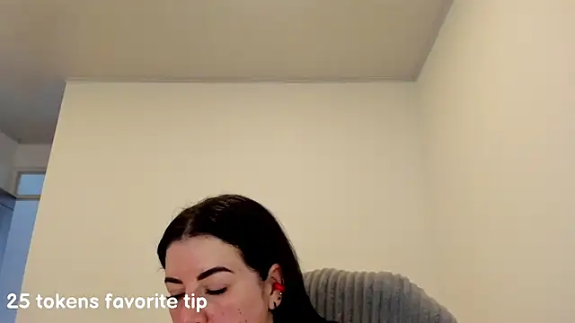 Snapshot of Im_coco chatting on February 19, 2025, 2:34 pm Im coco online show from February 19, 2025, 2:34 pm