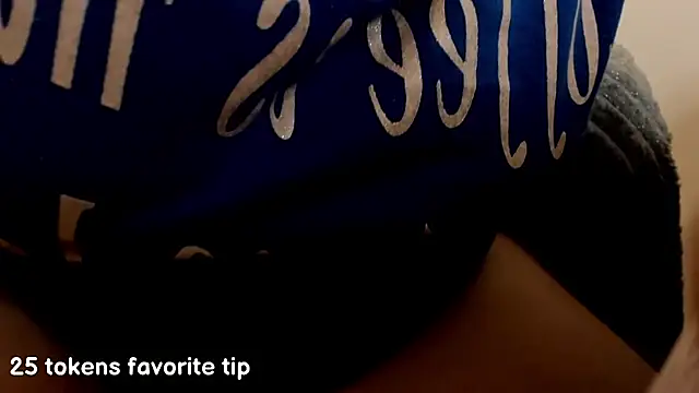 Snapshot of Im_coco chatting on February 28, 2025, 5:37 am Im coco online show from February 28, 2025, 5:37 am