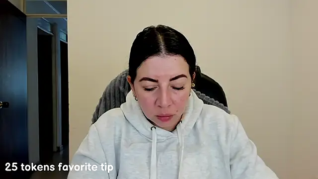 Snapshot of Im_coco chatting on March 6, 2025, 2:29 pm Im coco online show from March 6, 2025, 2:29 pm